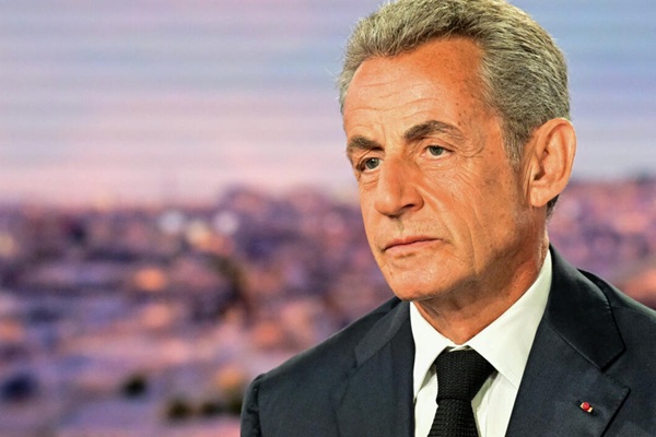 Nicolás Sarkozy, exmandatario francés, enfrentará juicio por presunta financiación ilícita de Gadafi