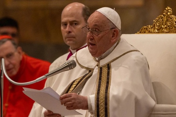 Papa Francisco alerta sobre flagelo del antisemitismo durante aniversario de la liberación de Auschwitz