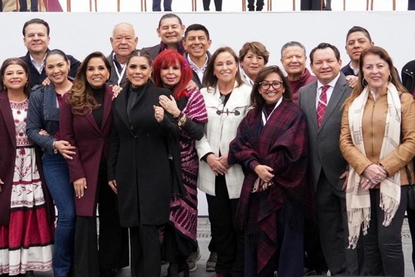 Presente gobernadora de Tlaxcala en mensaje de cien días de presidenta Sheinbaum