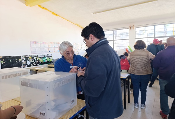 Suspenden plebiscitos en 12 juntas auxiliares de Puebla; sin contratiempos en el 98%: SEGOB